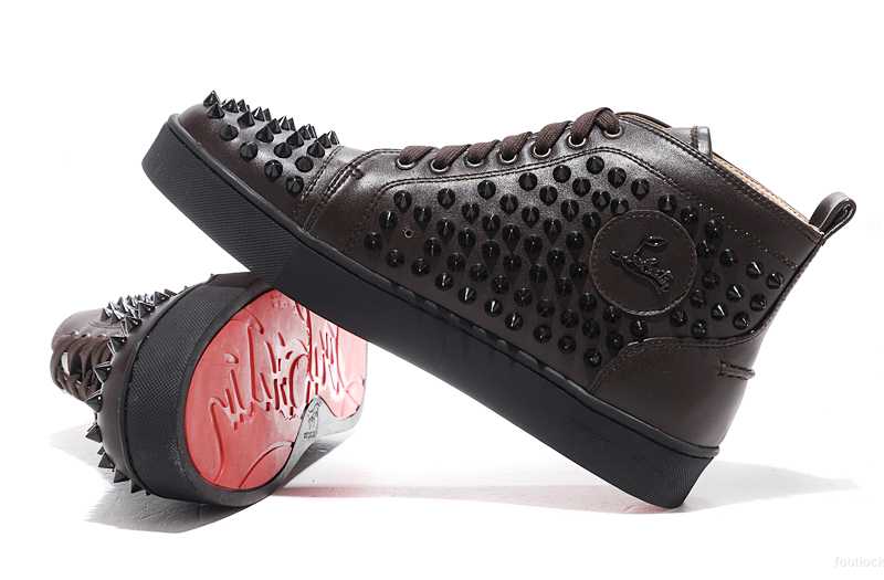 prix chaussures louboutin homme